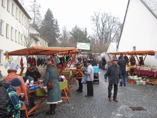 Farmářské trhy - pohled na stánky